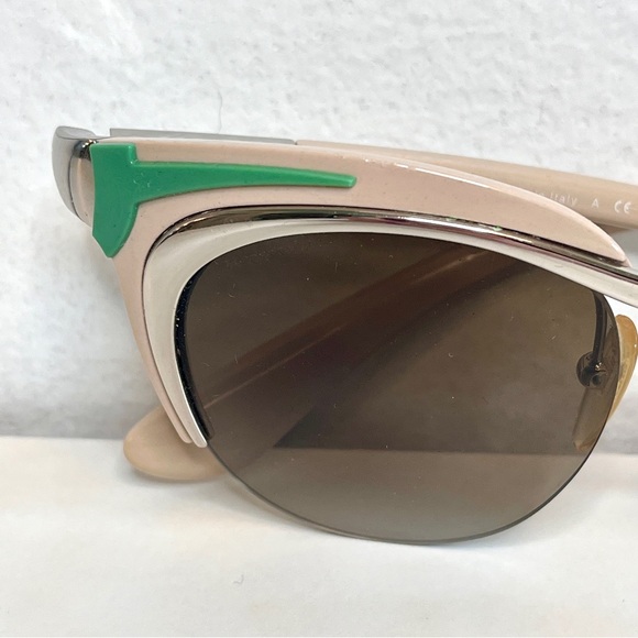 Prada Women's Sunglasses - Picture 6 of 13